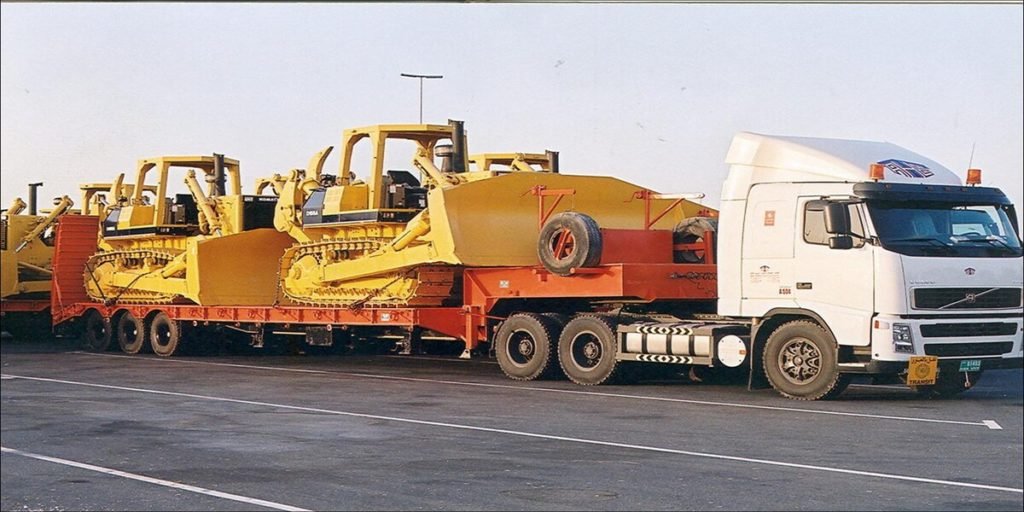 Heavy Bulldozers convoy transport